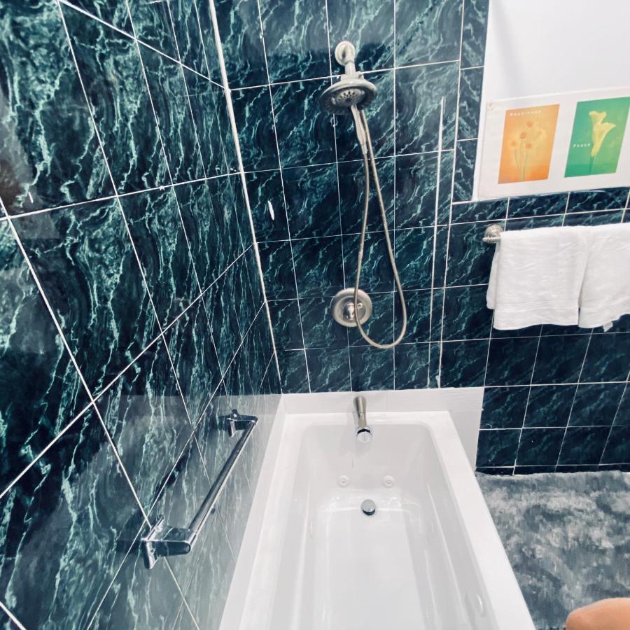 Room With Jacuzzi, Massage Seat, And Parking Space, The Best Choices!! North Bergen Εξωτερικό φωτογραφία