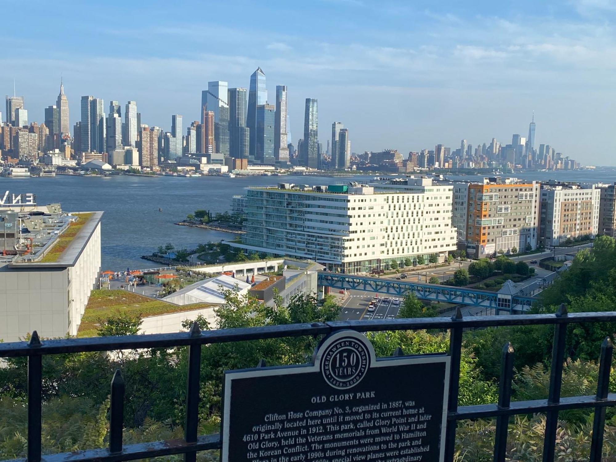 Room With Jacuzzi, Massage Seat, And Parking Space, The Best Choices!! North Bergen Εξωτερικό φωτογραφία